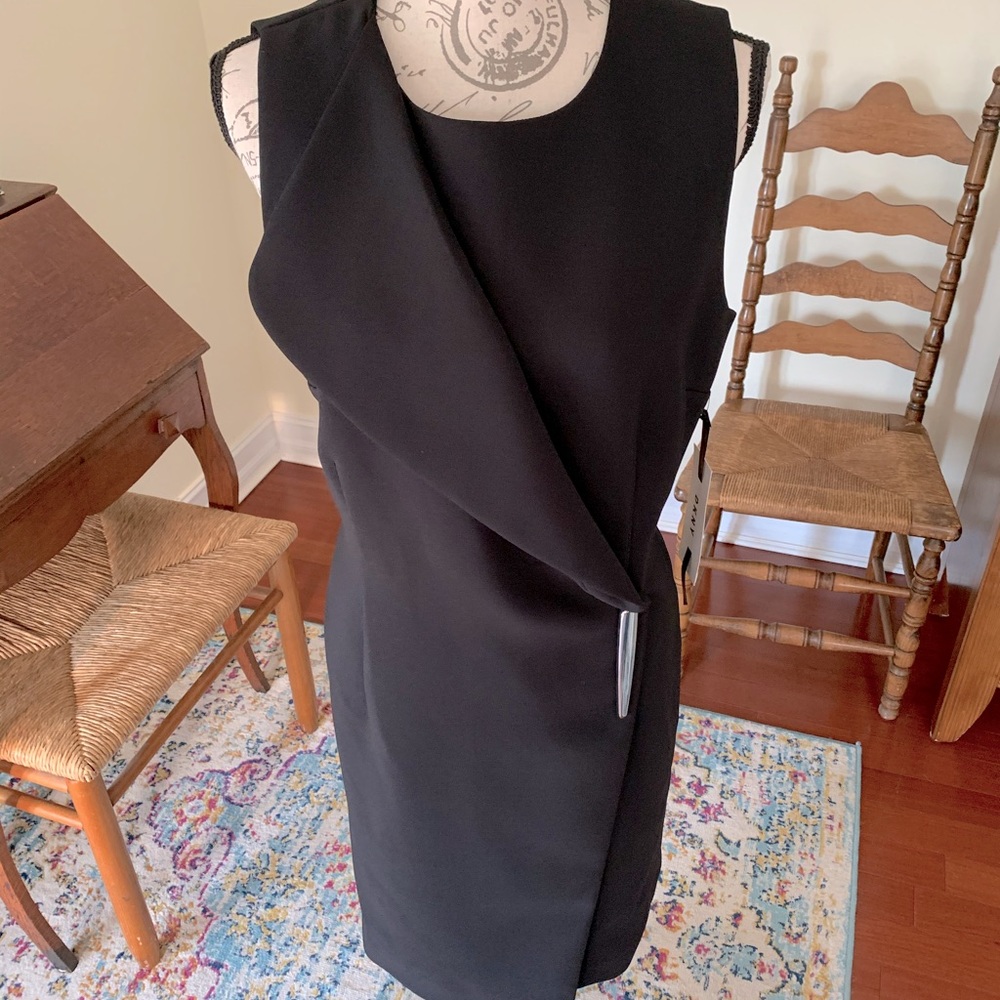 DKNY NWT Classic Black Dress,  Slimming! Size 12💖